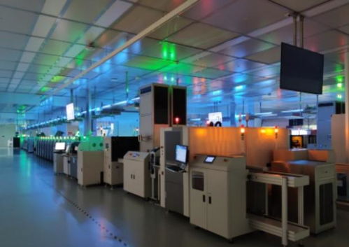 你們誤會了 小米10至尊版根本不是日常機,而是一塊小米紀念碑